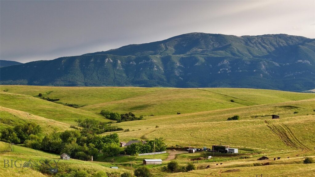 581 Willow Creek Road, Red Lodge MT 59068