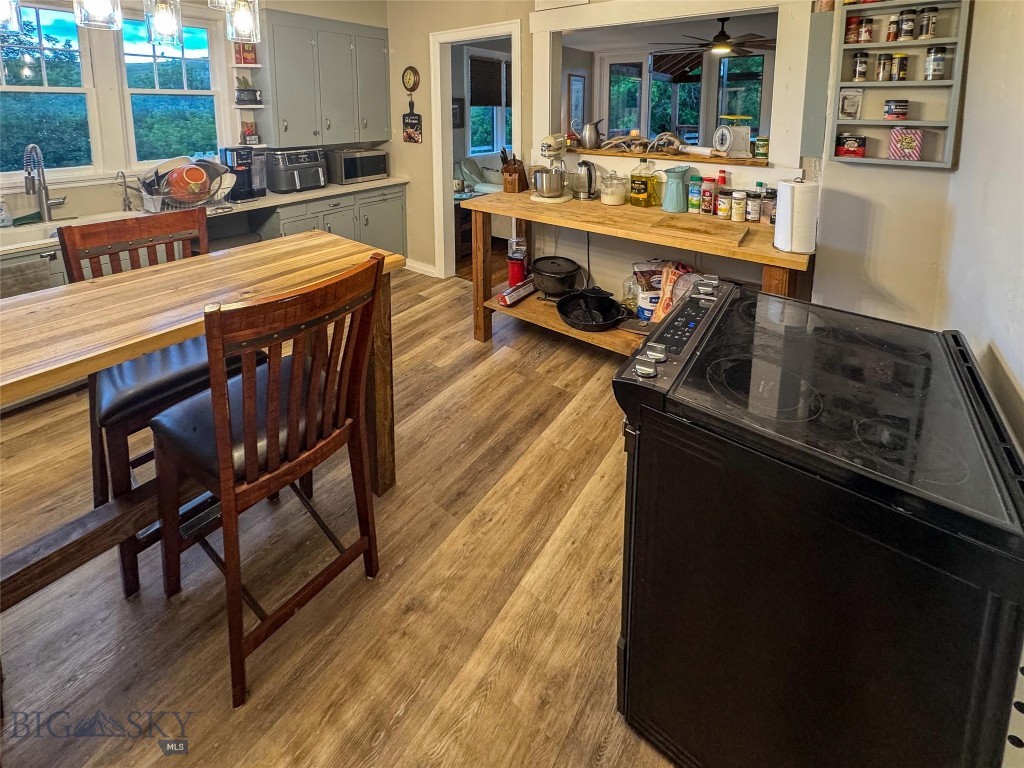 581 Willow Creek Road, Red Lodge MT 59068