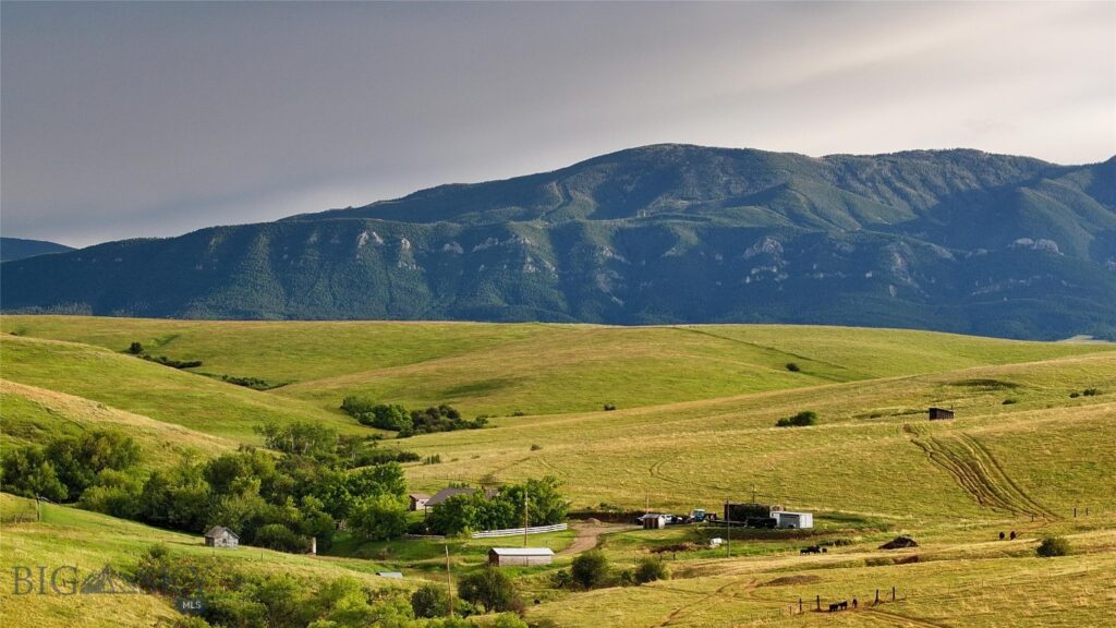 581 Willow Creek Road, Red Lodge MT 59068