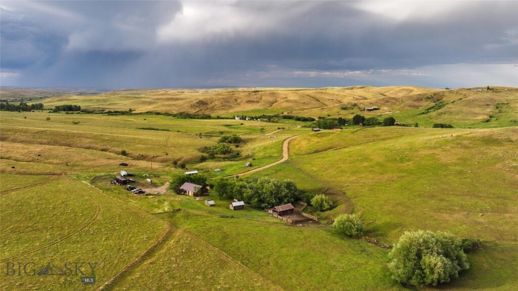 581 Willow Creek Road, Red Lodge MT 59068