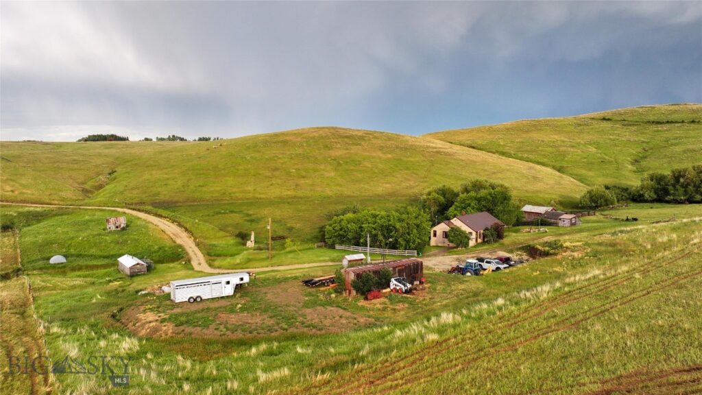 581 Willow Creek Road, Red Lodge MT 59068