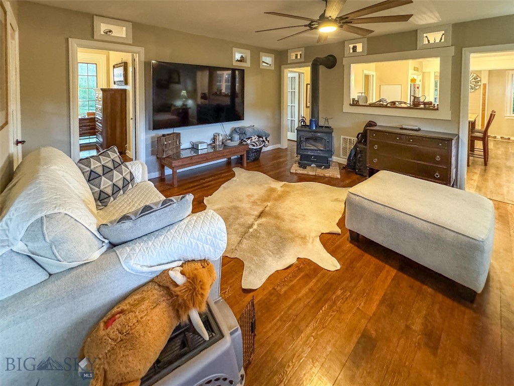 581 Willow Creek Road, Red Lodge MT 59068