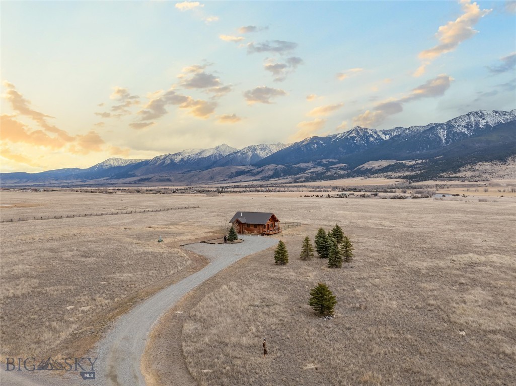 59 Bitterroot Trail, Livingston MT 59047