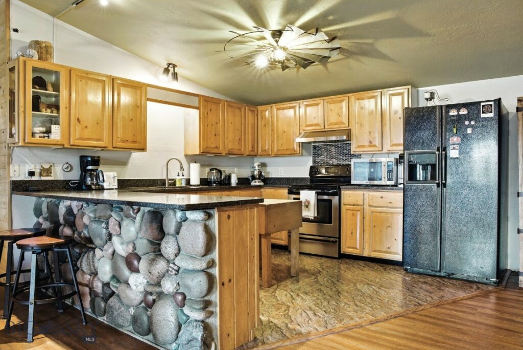 6 Moose Horn Lane, Livingston MT 59047