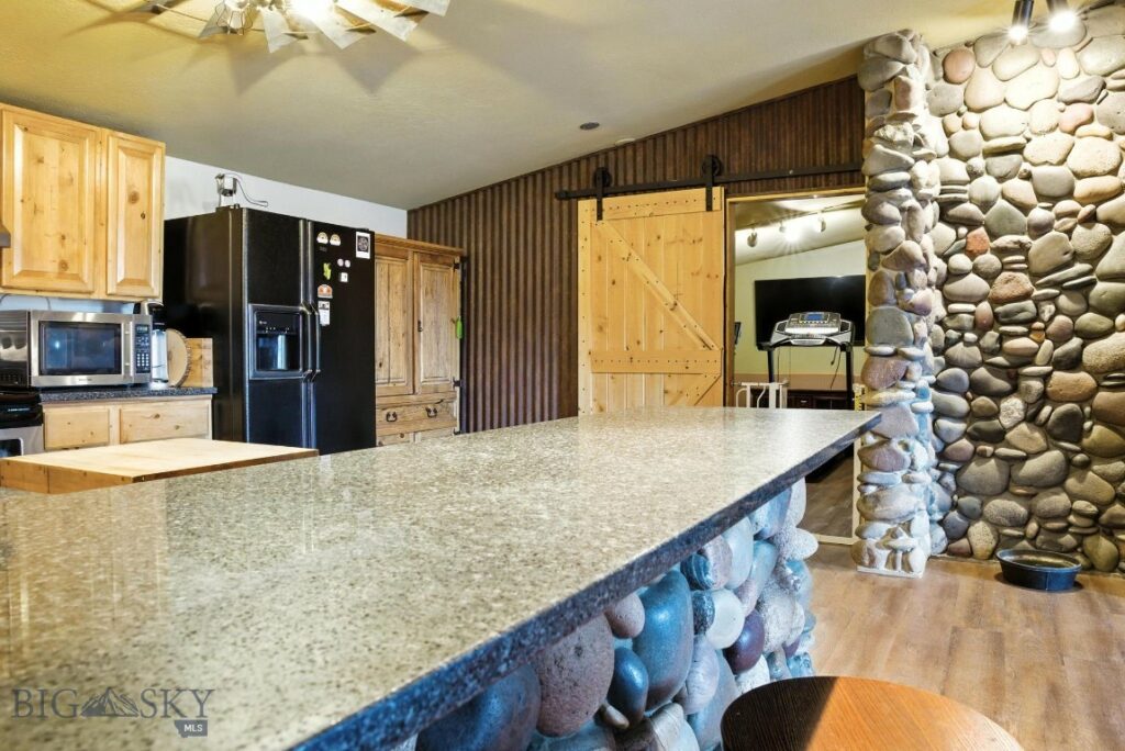 6 Moose Horn Lane, Livingston MT 59047