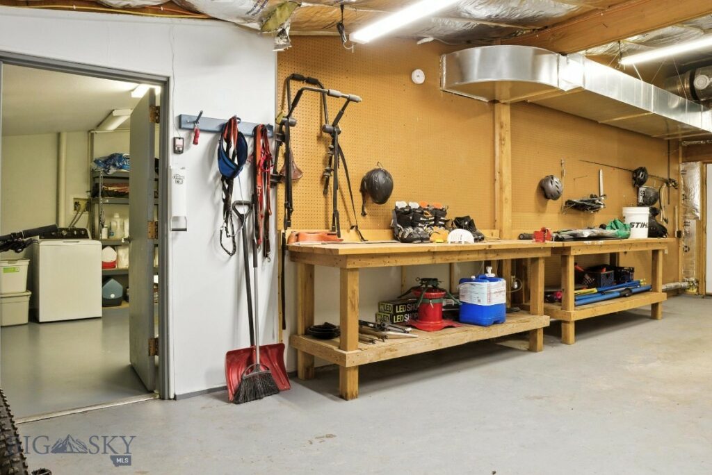 6 Moose Horn Lane, Livingston MT 59047