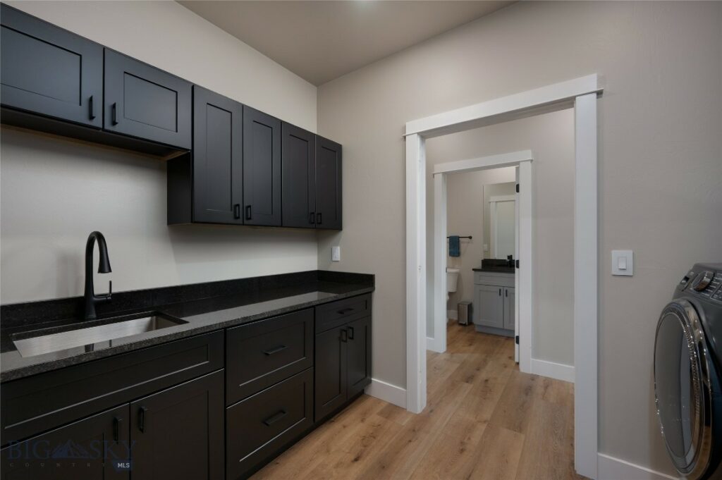 6111 Springhill Road, Belgrade MT 59714