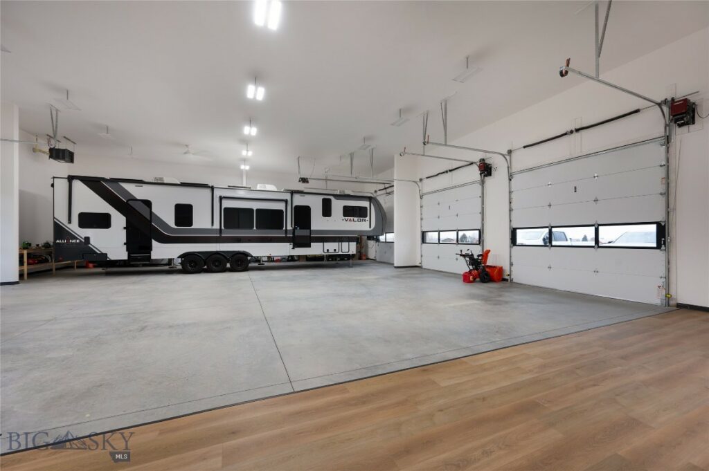 6111 Springhill Road, Belgrade MT 59714