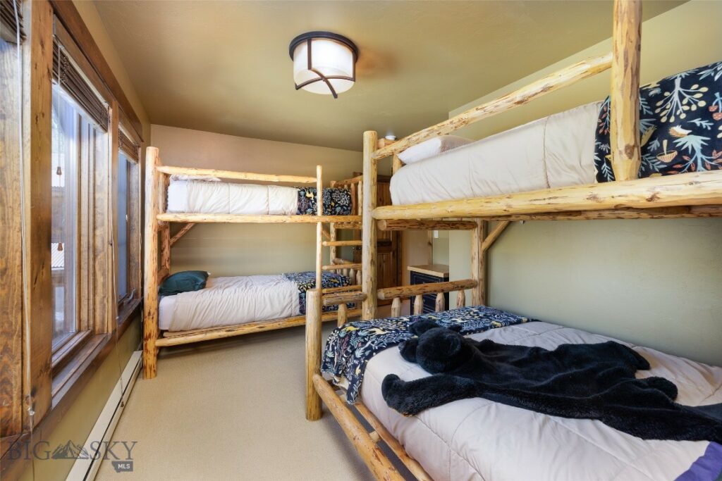 64188 Gallatin Road, Gallatin Gateway MT 59730