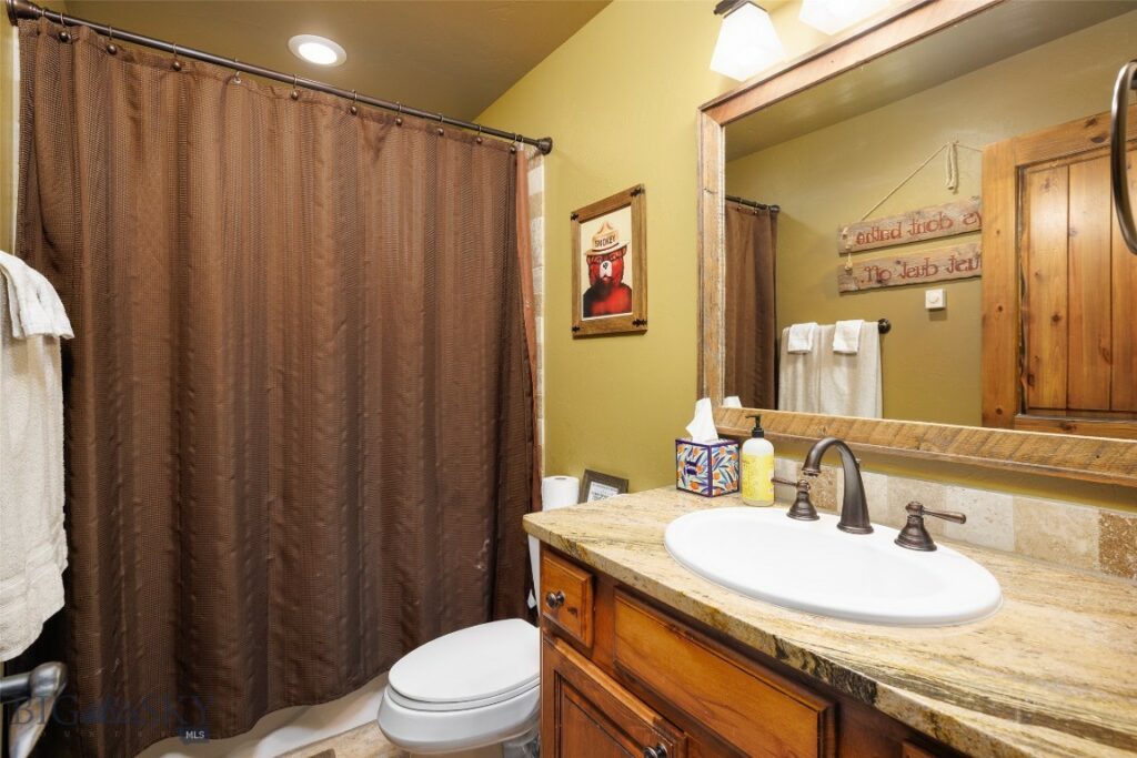 64188 Gallatin Road, Gallatin Gateway MT 59730