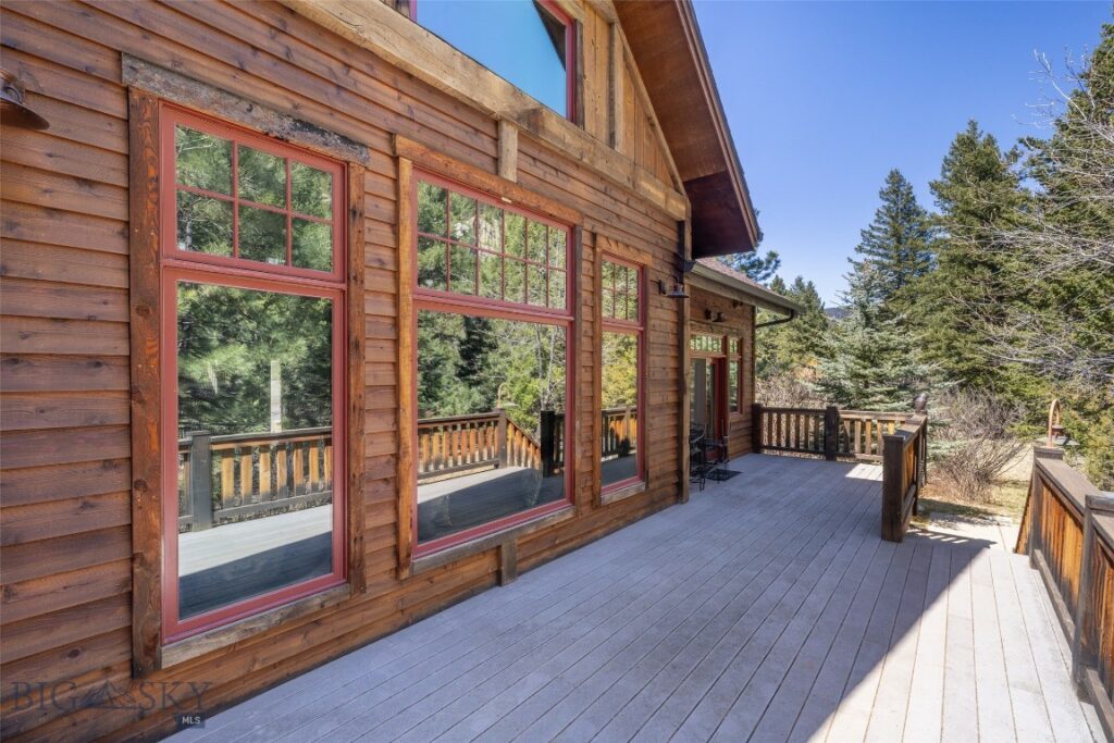 64190 Gallatin Road, Gallatin Gateway MT 59730