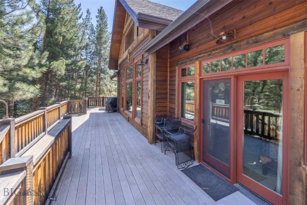 64190 Gallatin Road, Gallatin Gateway MT 59730