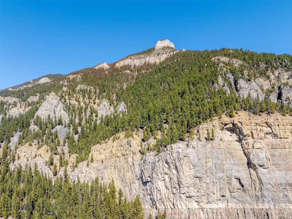 64190 Gallatin Road, Gallatin Gateway MT 59730