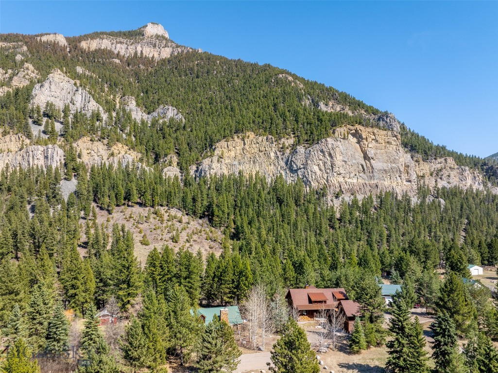 64190 Gallatin Road, Gallatin Gateway MT 59730