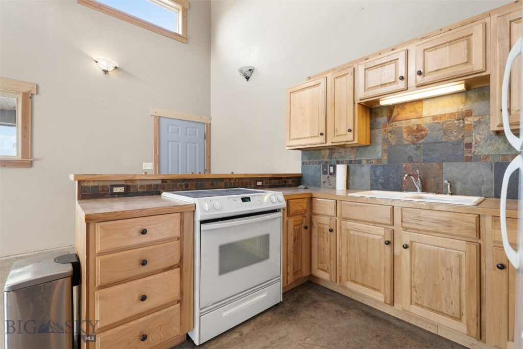 642 Deer Haven Drive, Deer Lodge MT 59722