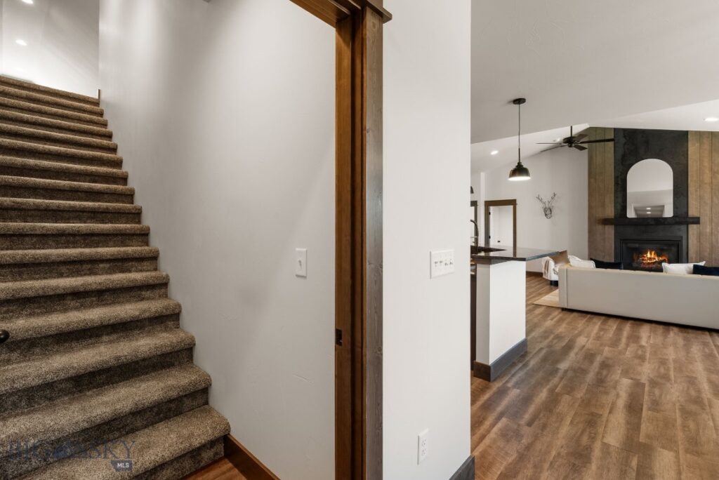 66 Oxbow Lane, Manhattan MT 59741