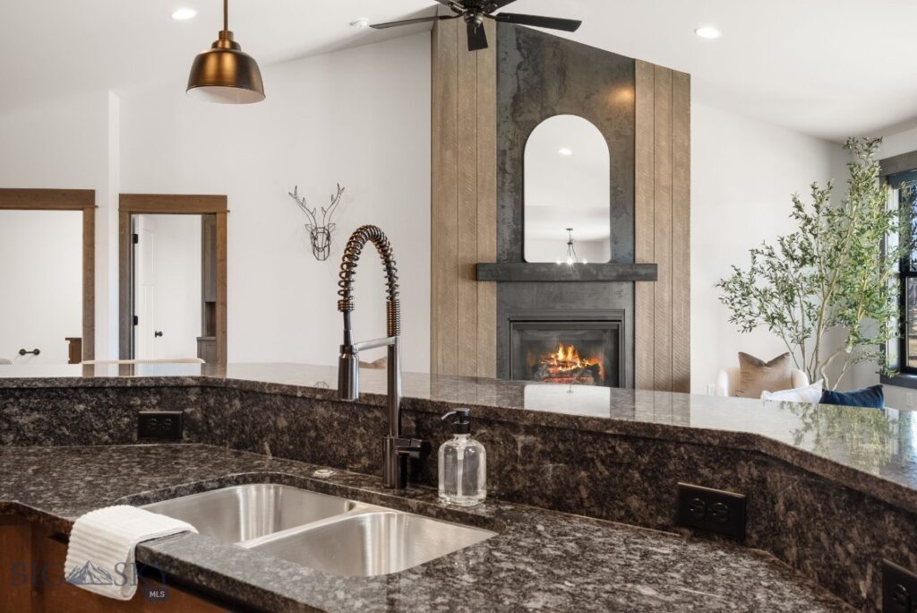 66 Oxbow Lane, Manhattan MT 59741