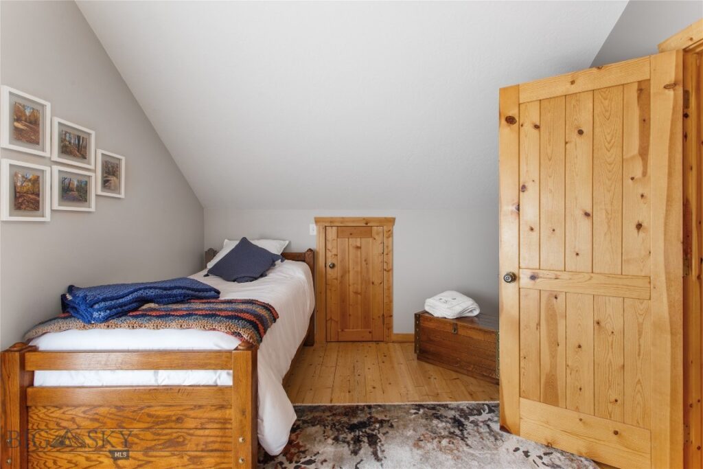 67658 MT-43 Highway, Wise River MT 59727