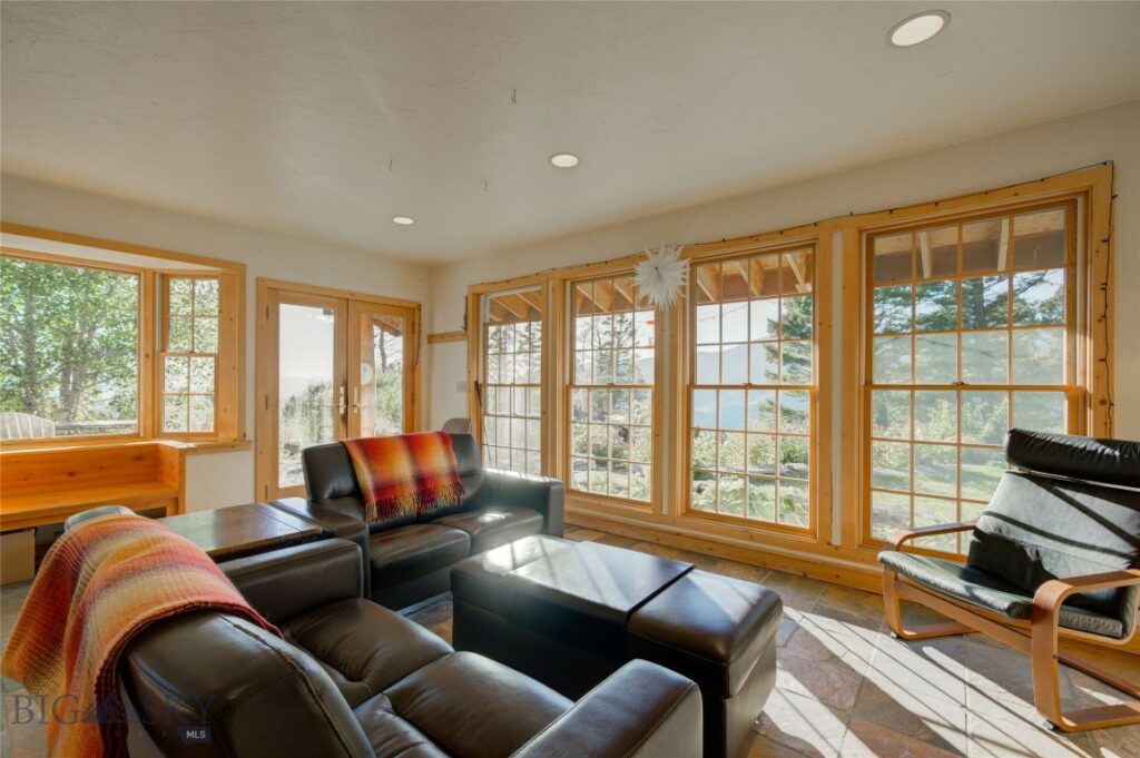 6780 Tepee Ridge Road, Bozeman MT 59715