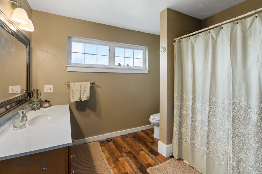 68 Rolling Glen Ranch Loop, Three Forks MT 59752
