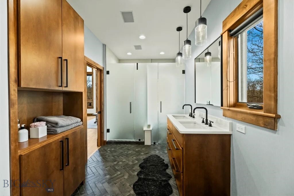 69 Upper Rainbow, Bozeman MT 59718