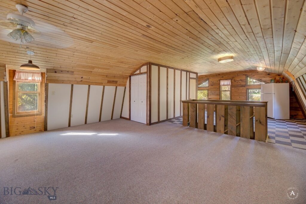 7 Meadow Lane, Cascade MT 59421