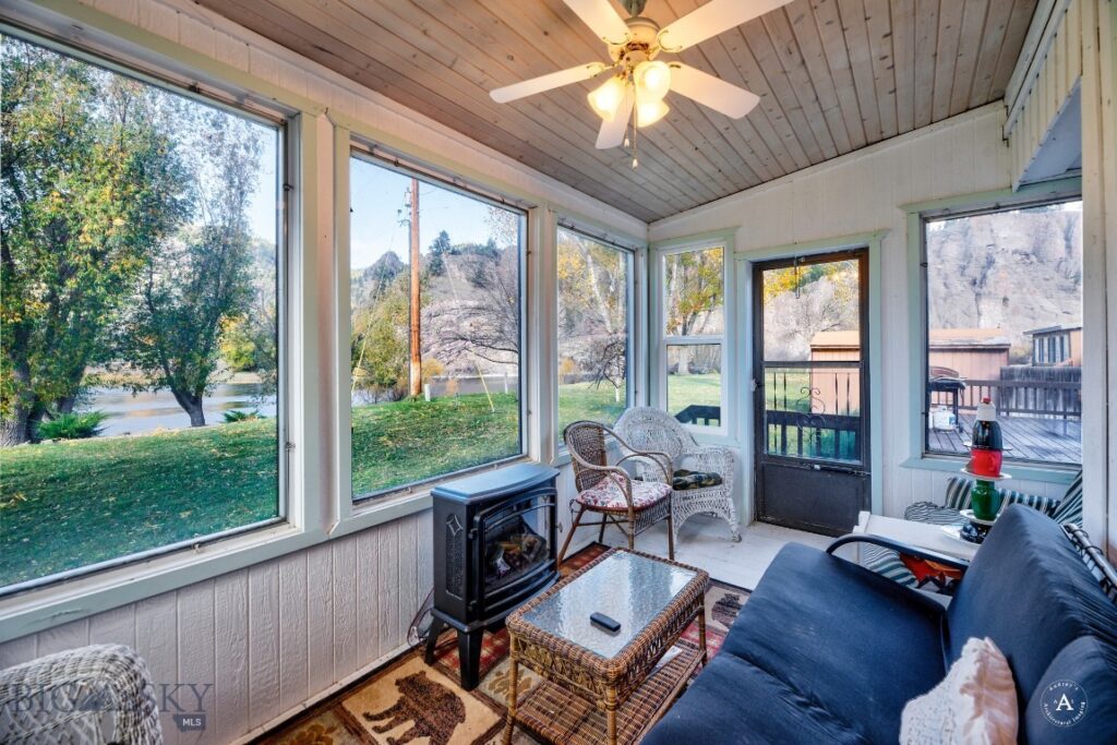 7 Meadow Lane, Cascade MT 59421