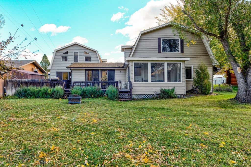 7 Meadow Lane, Cascade MT 59421