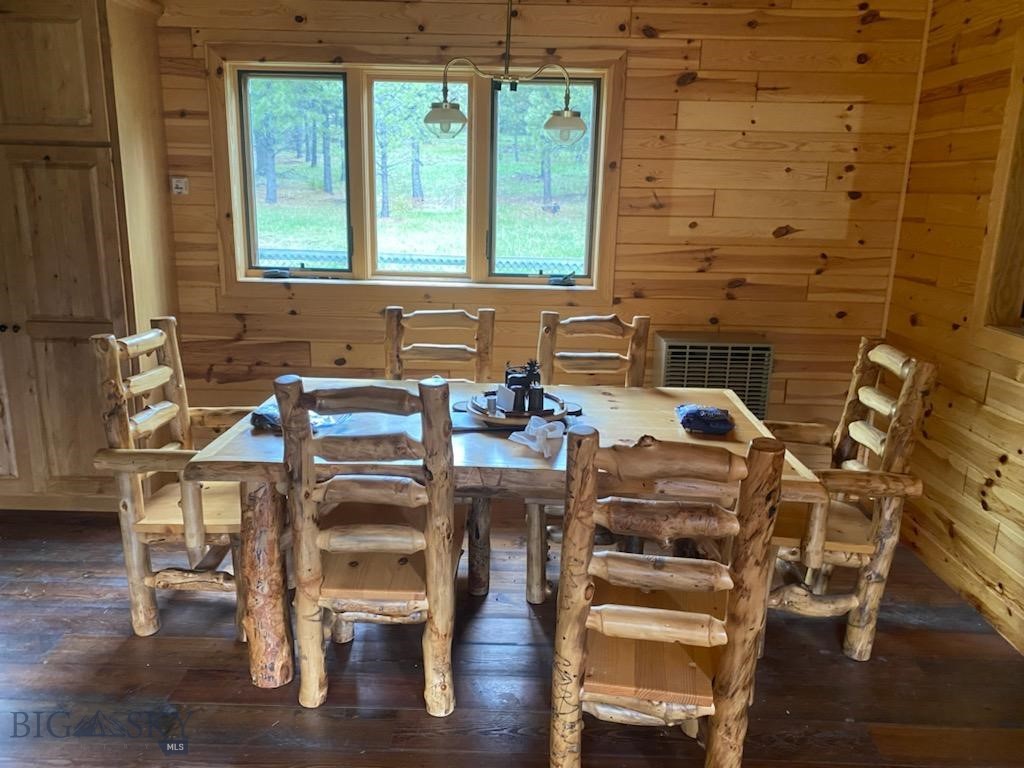 7 Tract, Bull Elk, Drummond MT 59832