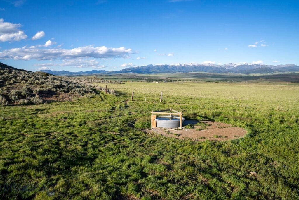 70 Shy rd, Wilsall MT 59086