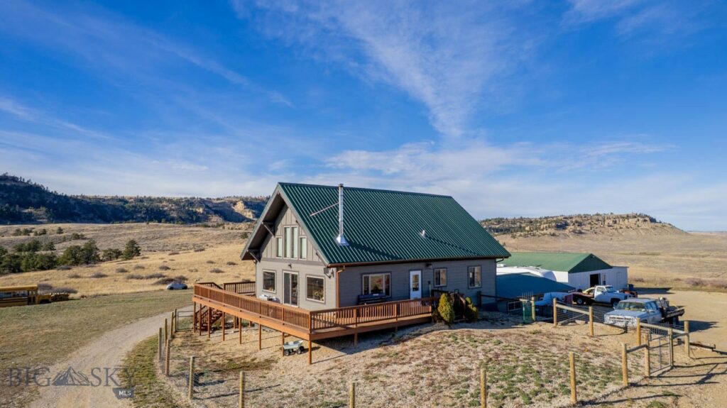 700 W River Street, Fromberg MT 59029