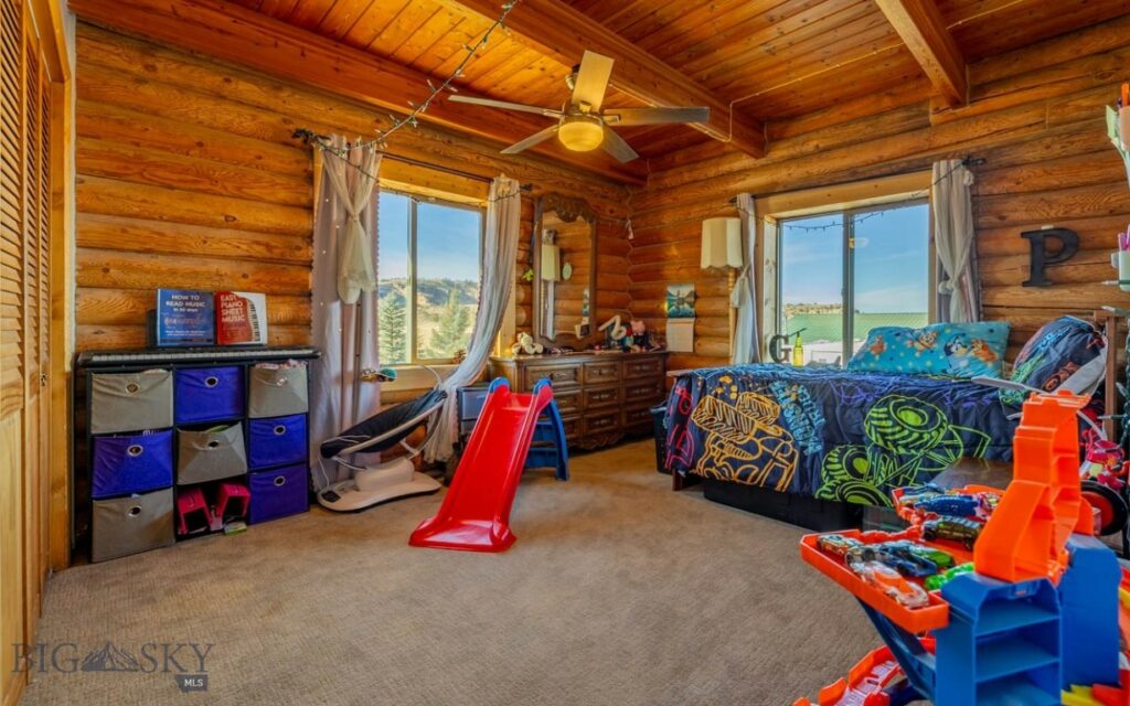 700 W River Street, Fromberg MT 59029