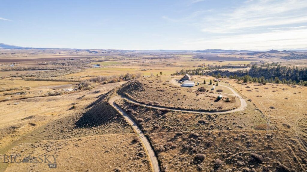 700 W River Street, Fromberg MT 59029