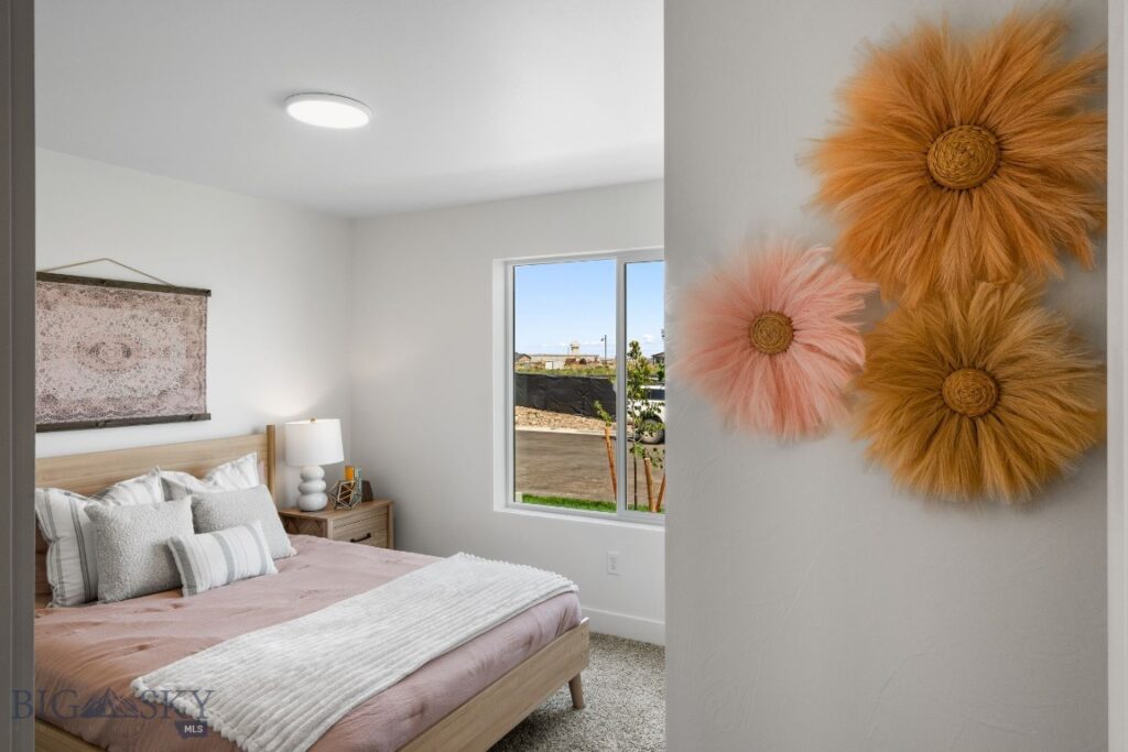 703 Spaniel Lane, Belgrade MT 59714