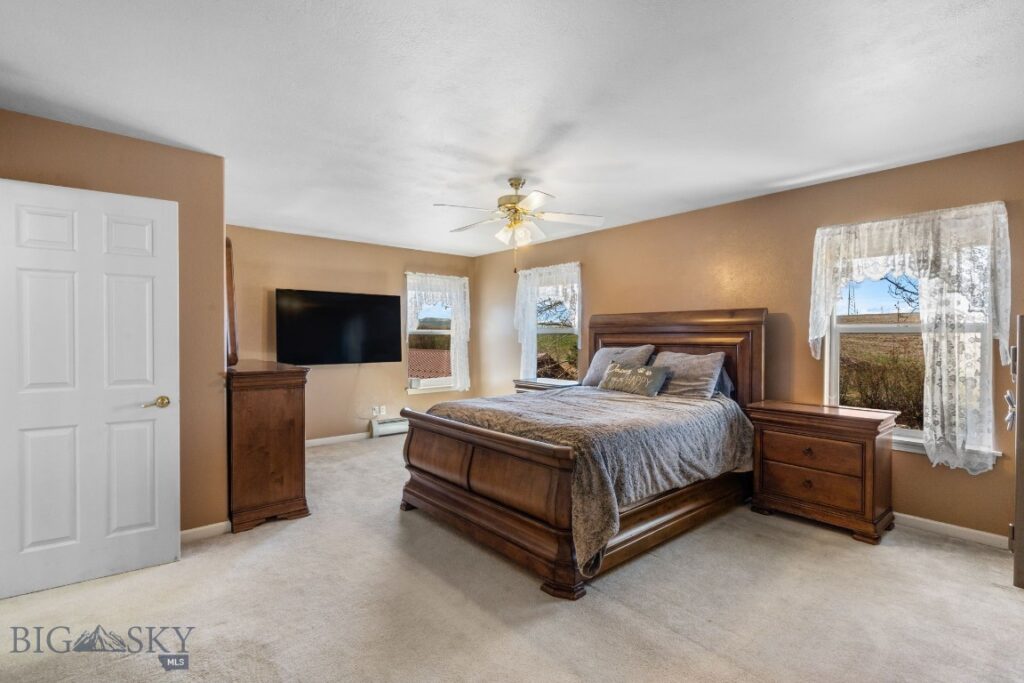 7055 Skylark Drive, Manhattan MT 59741