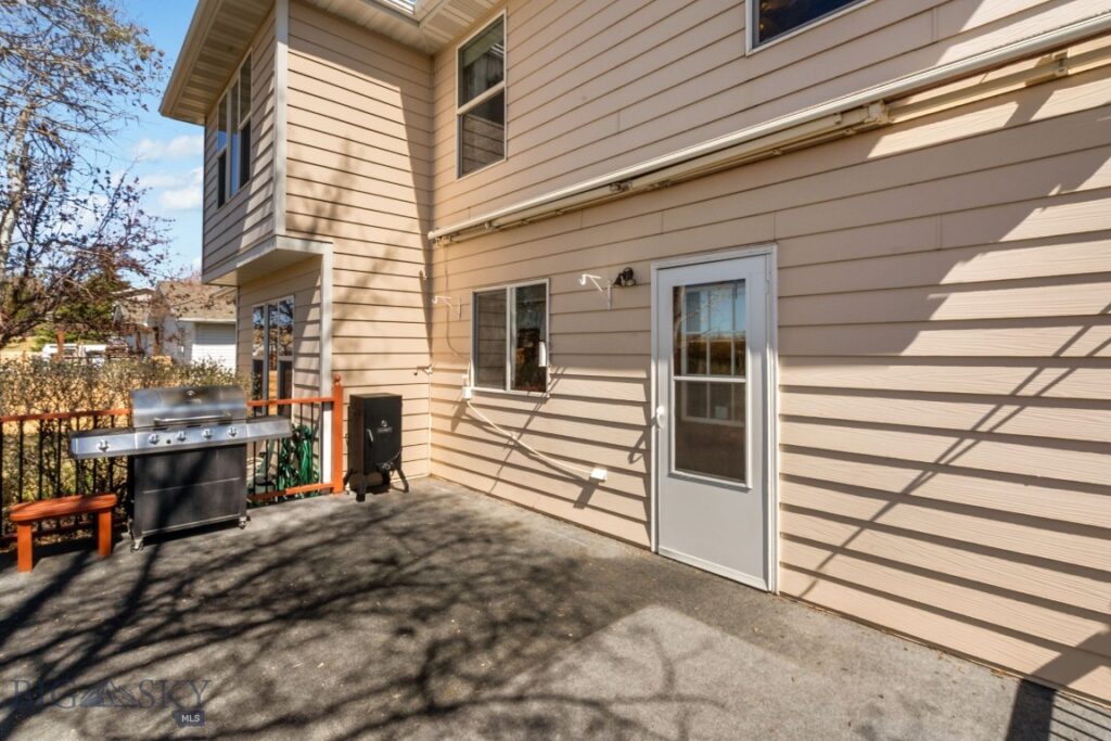 7055 Skylark Drive, Manhattan MT 59741