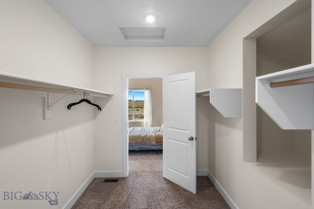 707 Spaniel Lane, Belgrade MT 59714