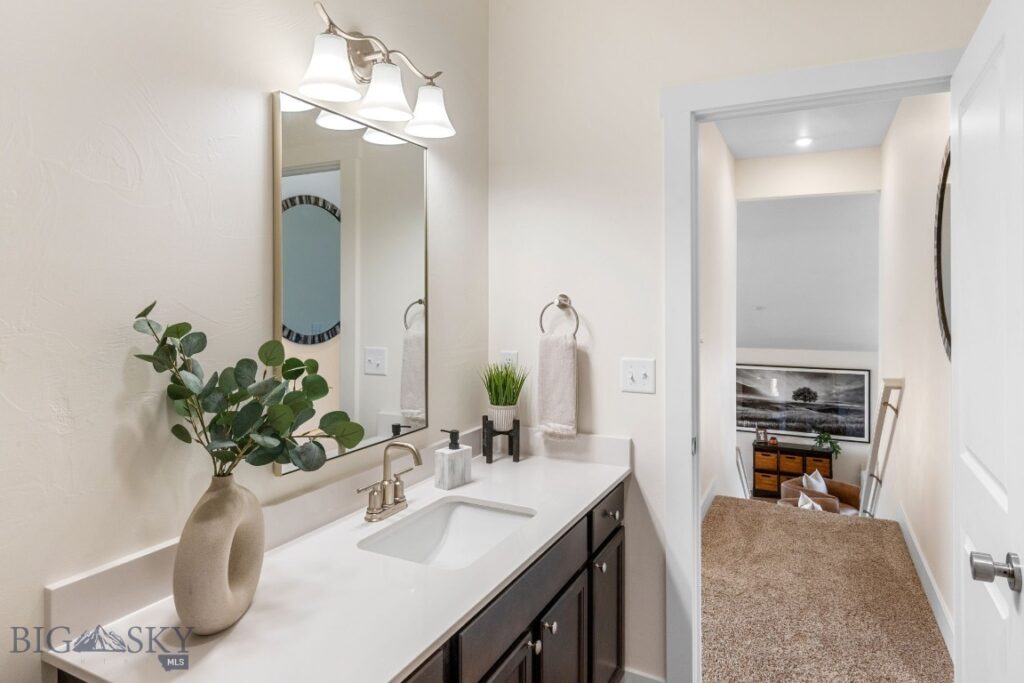 707 Spaniel Lane, Belgrade MT 59714