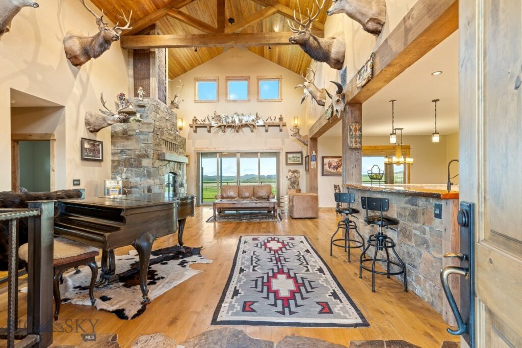 715 Bates Road, Manhattan MT 59741