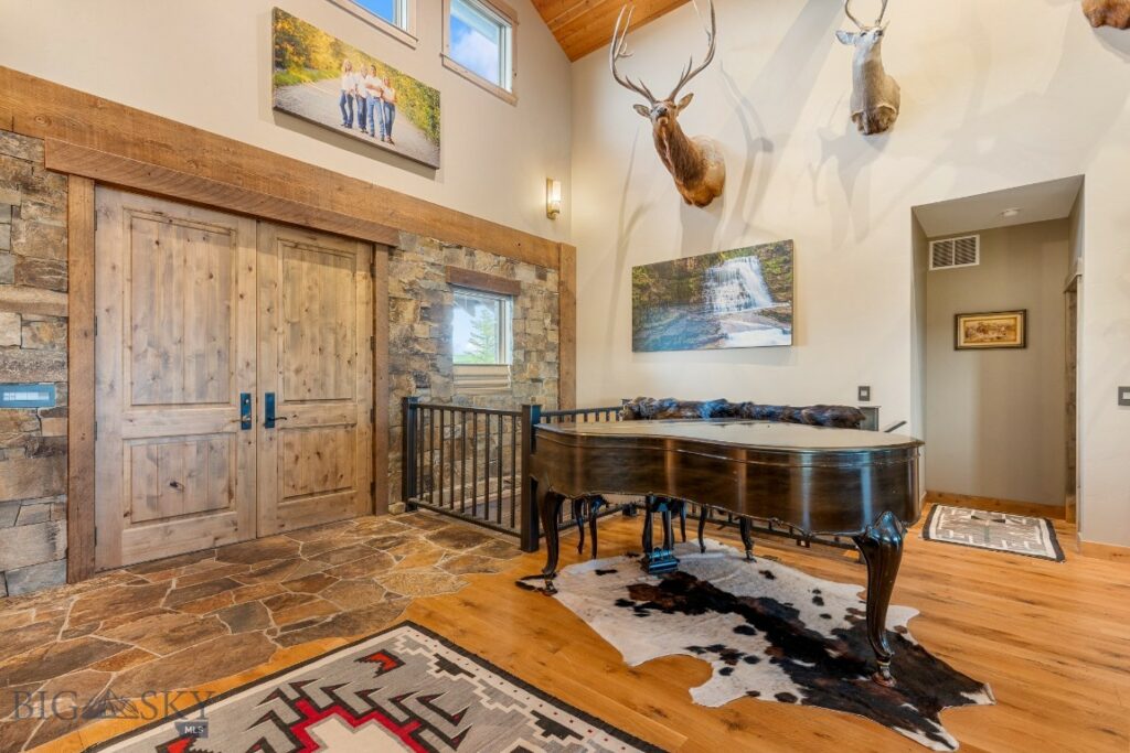 715 Bates Road, Manhattan MT 59741