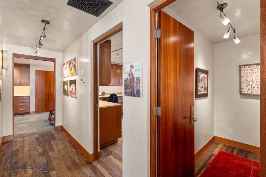 7180 Tepee Ridge Road, Bozeman MT 59715