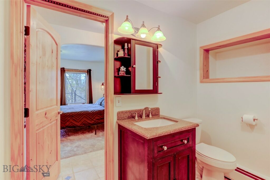 726 US Highway 10 West W, Livingston MT 59047