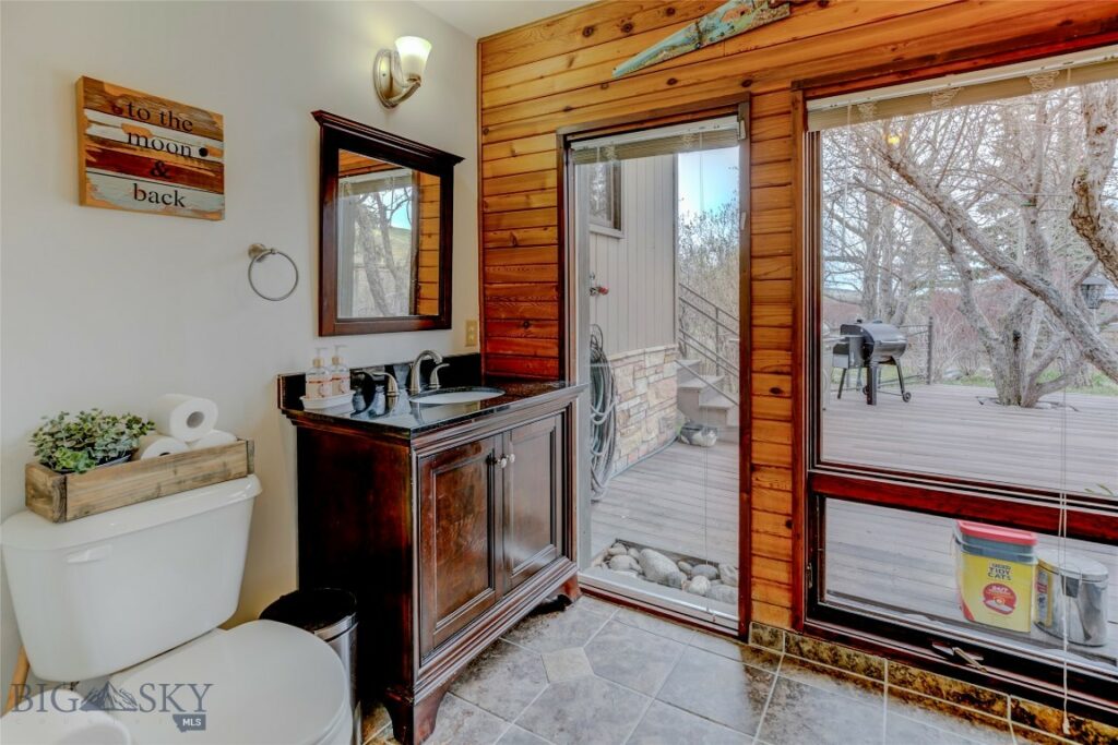 726 US Highway 10 West W, Livingston MT 59047