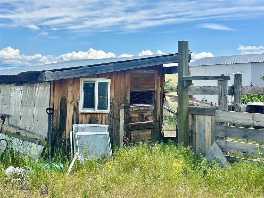 728 Madison River Road, Three Forks MT 59752