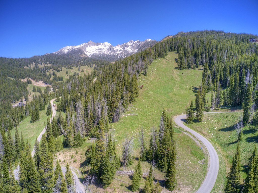 74 Upper Beehive Loop Road, Big Sky MT 59716