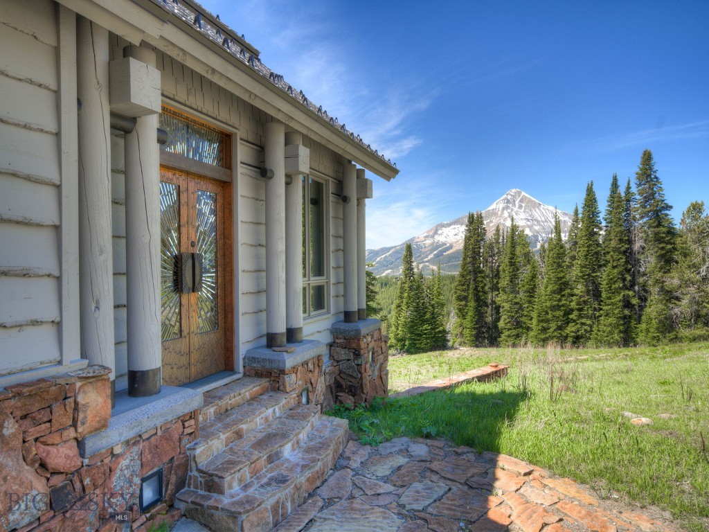 74 Upper Beehive Loop Road, Big Sky MT 59716