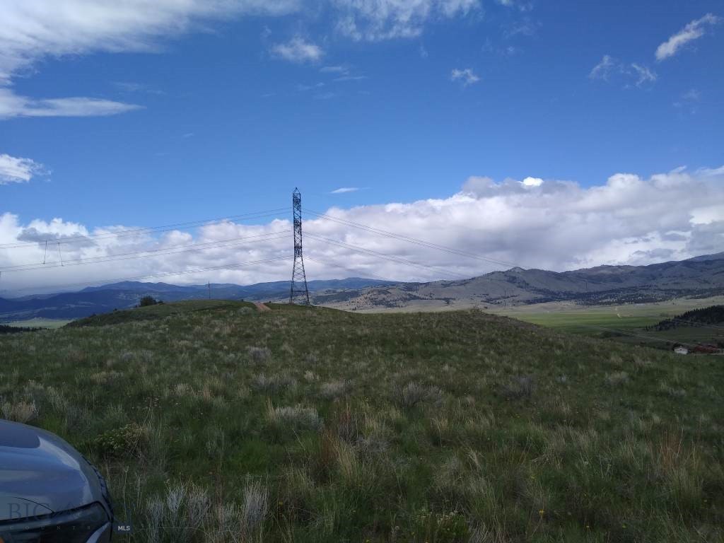 75 Foothill Road, Boulder MT 59632