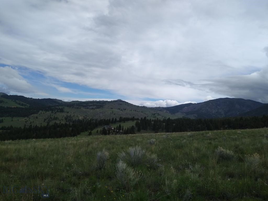 75 Foothill Road, Boulder MT 59632