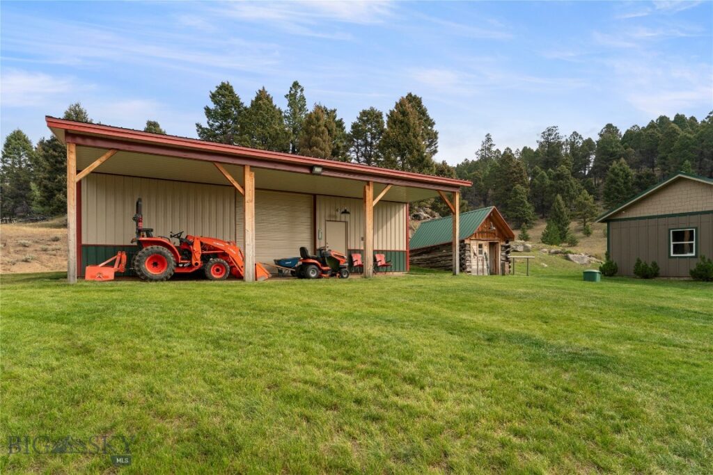 75 Powerline Road, Boulder MT 59632