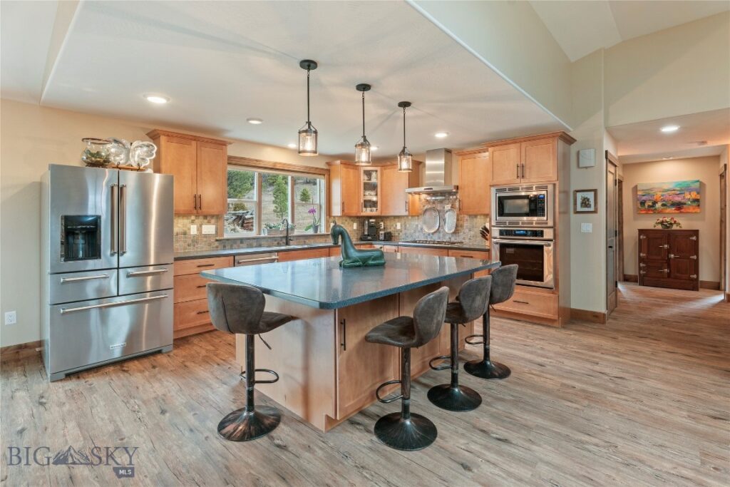 75 Powerline Road, Boulder MT 59632